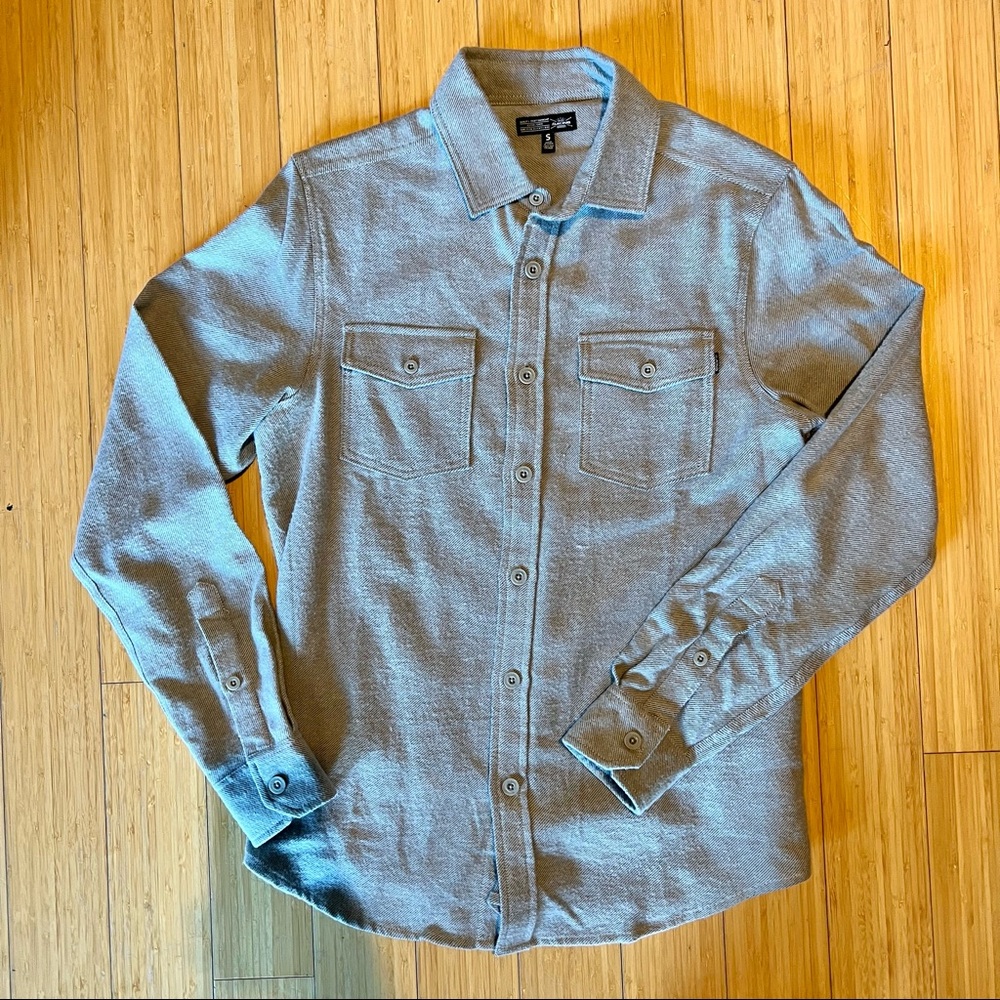 New Men’s Dakine Flannel Size Small